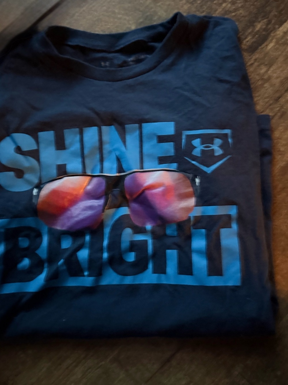 Under Armour Men’s Navy 'Shine Bright' Graphic T-Shirt